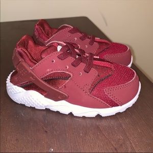 burgundy huaraches kids